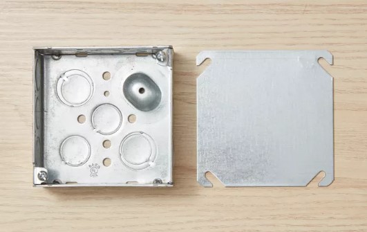 Caja eléctrica de plástico vs metal: Cajas eléctricas metálicas