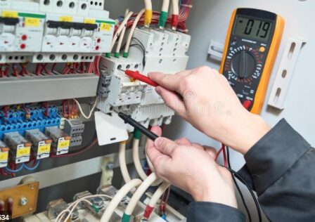Electricistas en Azua