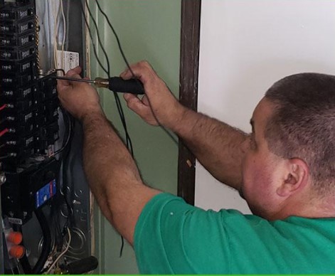 Colocación nuevos breaker Colocación nuevos breaker