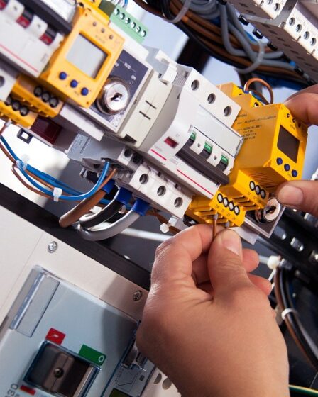 Electricistas en Pedernales