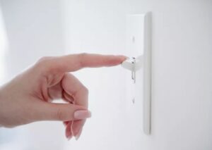 Conceptos básicos de electricidad. Interruptores